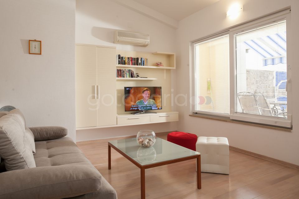 Apartman na plaži Ljubica I 