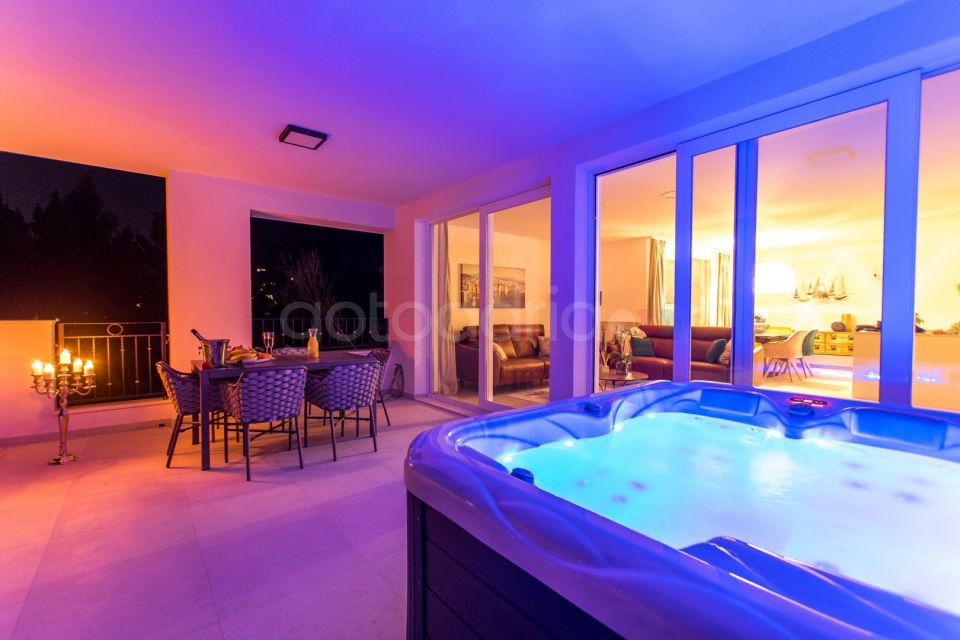 Opal - Apt s bazenom / hot tub