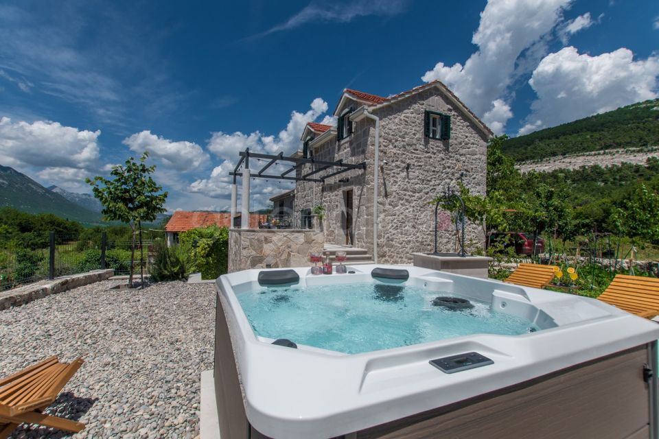 Villa Le Adria • Hot Tub • Free Beach Parking