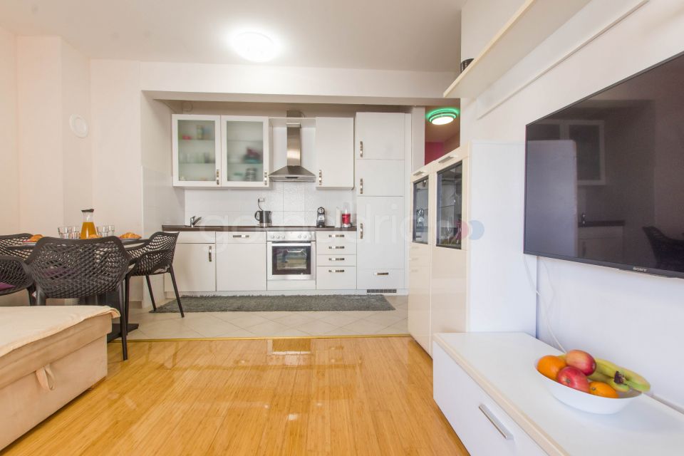 Barbin apartment in center