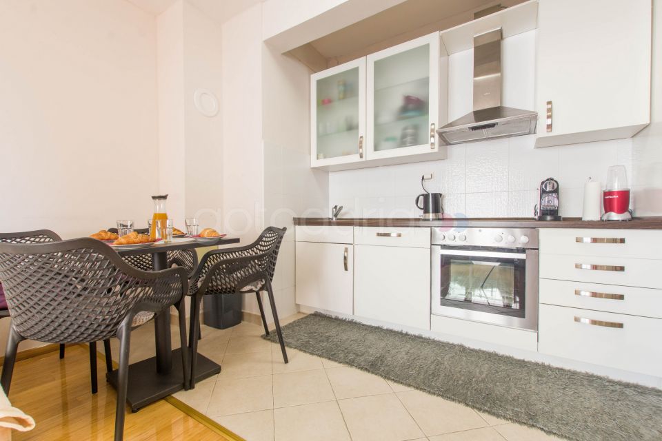 Barbin apartment in center