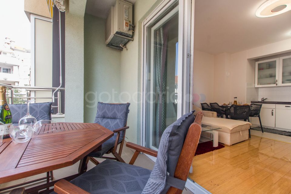 Barbin apartment in center