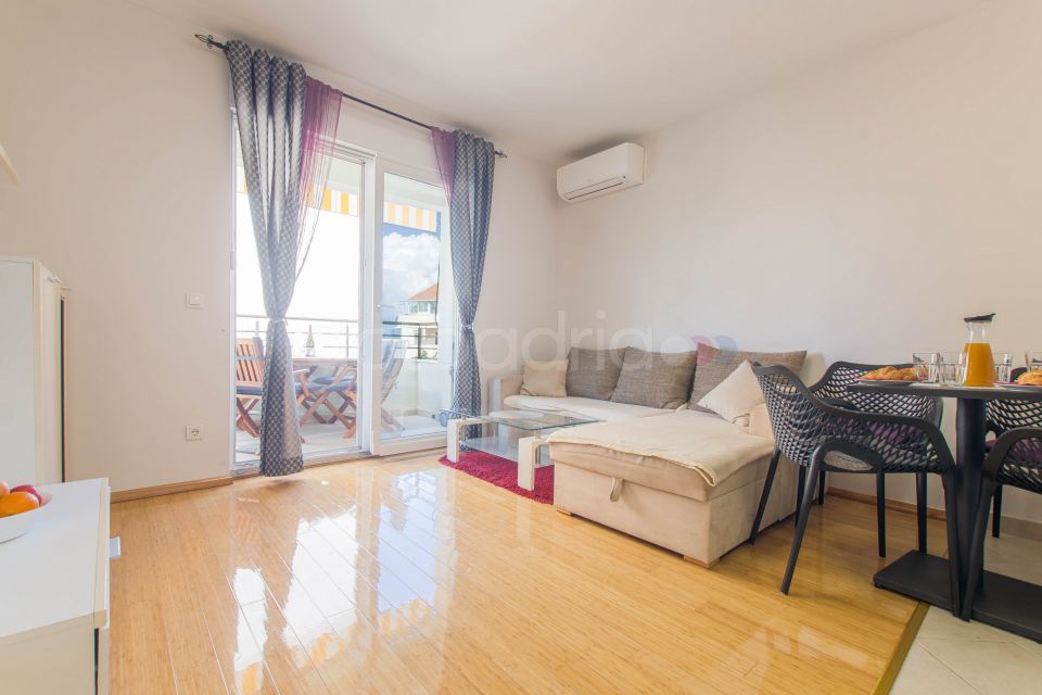 Barbin apartment in center