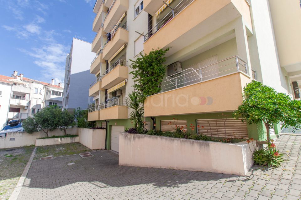 Barbin apartment in center