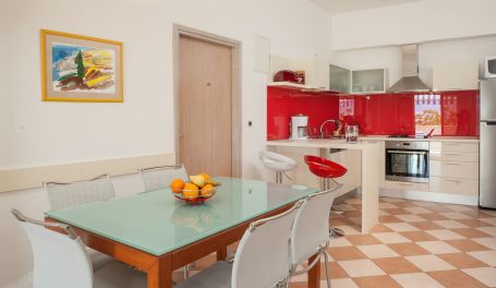 Apartman na plaži Ljubica I