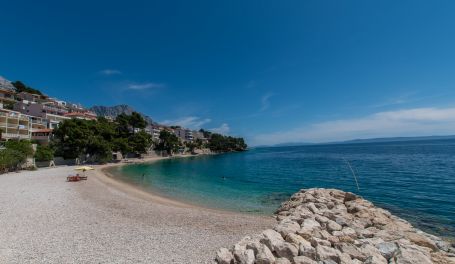 Ljubica I BeachFront Apartment