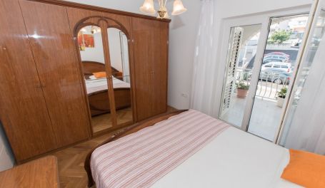 Apartman Rose VIII 