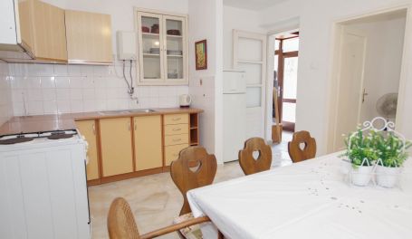 Apartman u centru Tonka I 