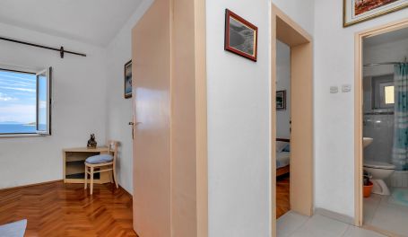 Apartman uz plazu Maria III 