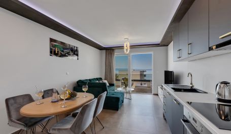 Seaview Luxury apt Luki