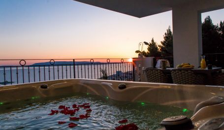 LuxuryAptInVilla•Opal•SharedPool•HotTub•Sea View