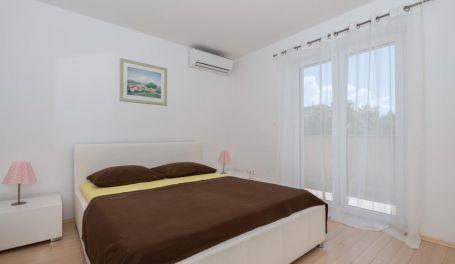 Beach apartment Silvana 